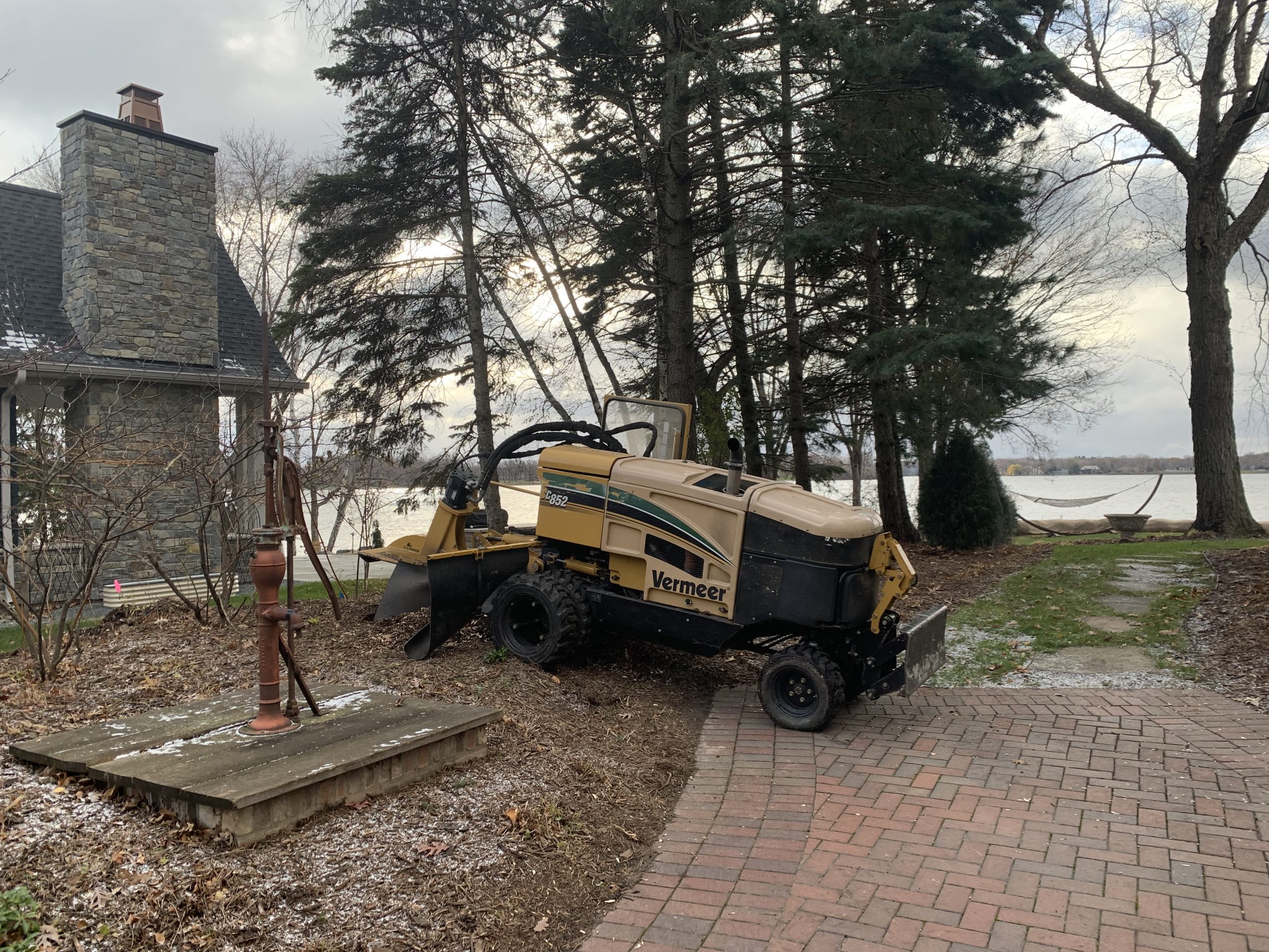 Bye Bye Stumps - Expert Stump Grinding Minneapolis